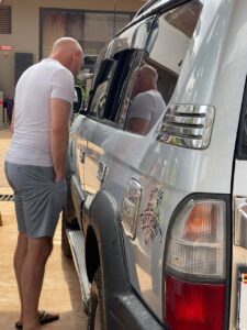 Self drive car hire in Uganda